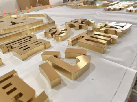  鄢陵拉丝不锈钢字的特点。